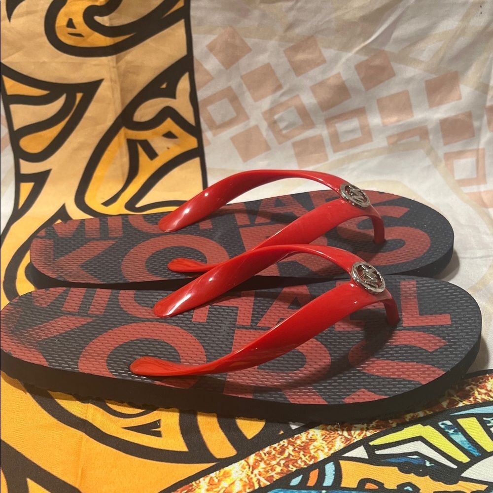 Michael Kors Red and Black Logo Flip Flops - Size 8 - Picture 2 of 9